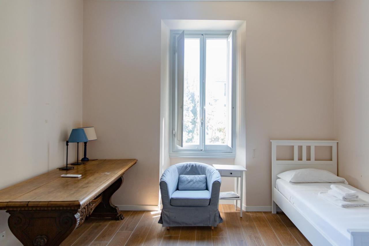 Comfy Apartment Near Fortezza Da Basso Florenz Exterior foto